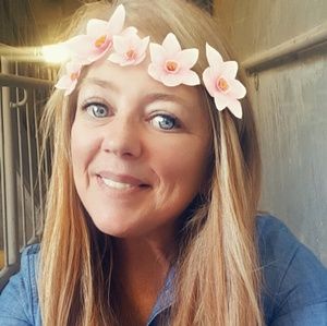 Meet your Posher, Debra